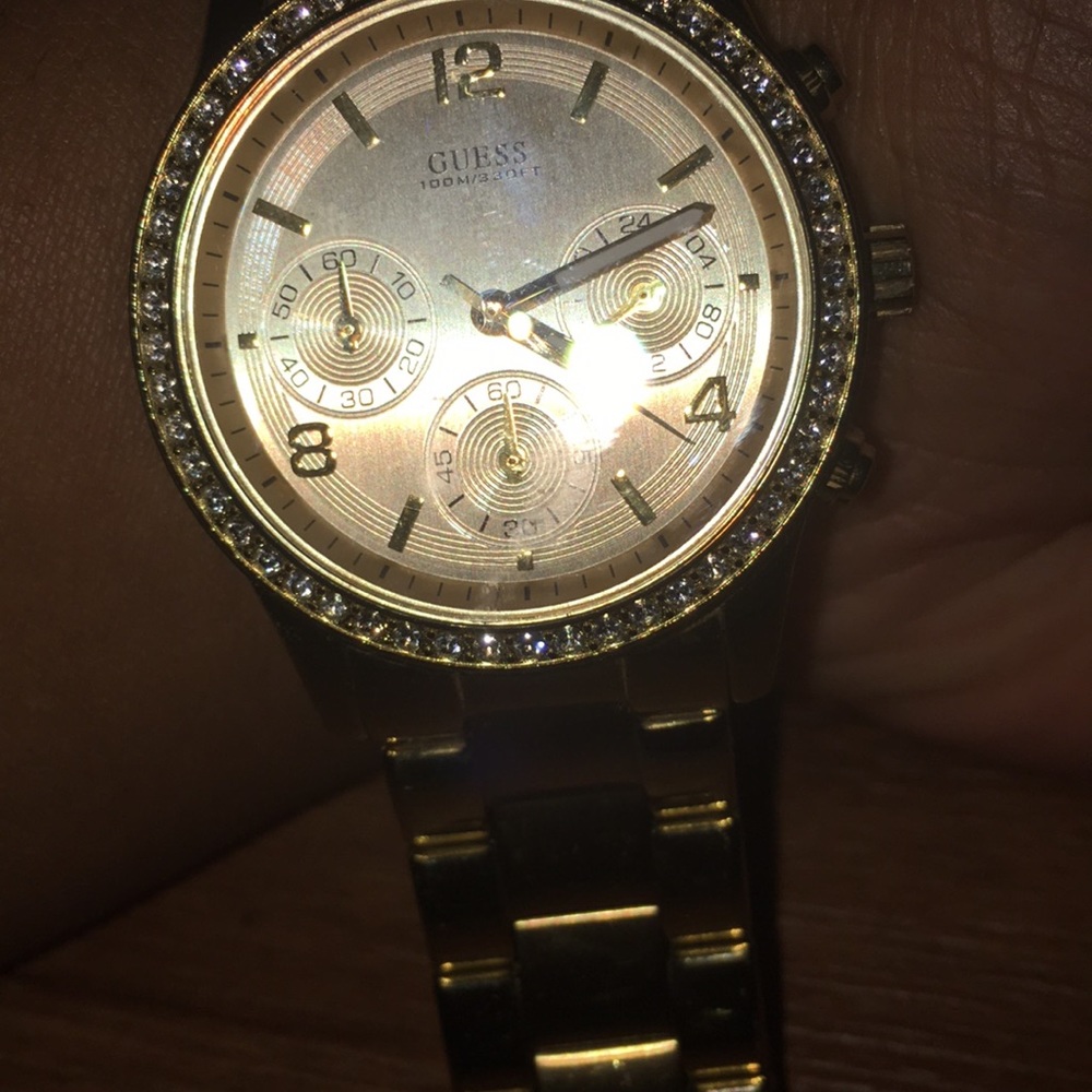 Guess Watch 100m/330ft